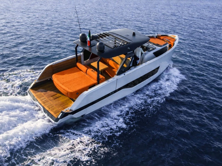 Alquiler de barcos Portisco barato de A 46 Luxury