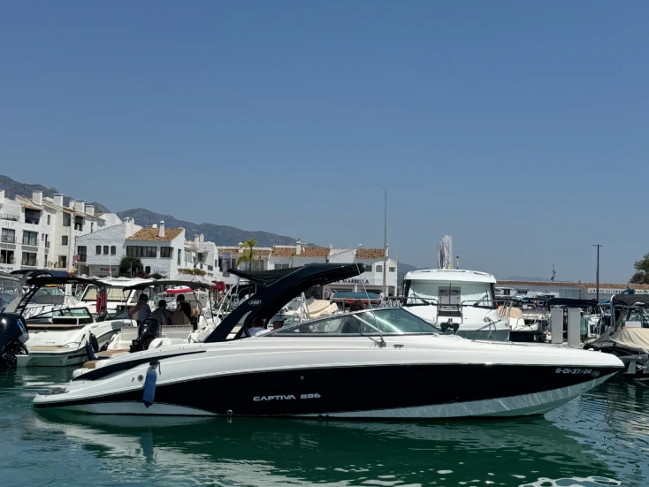 Alquiler de Lancha, con o sin patrón Rinker Marbella