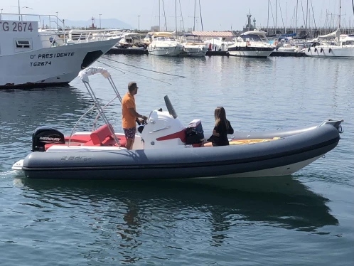Alquiler Sorrento - 2 BAR 2 BAR 620 en SamBoat