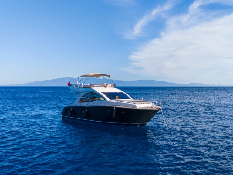 Alquiler de embarcaciones Sancak 56 enGümbet en Samboat