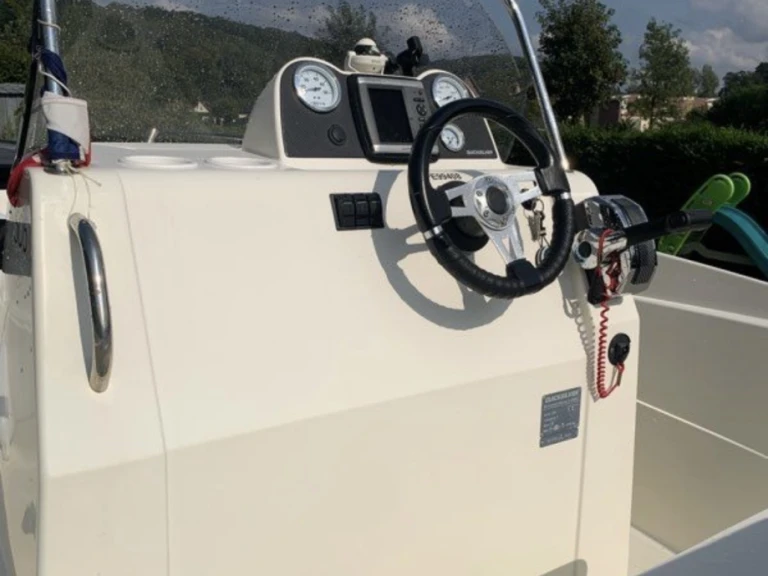 Alquiler de barcos Dunkerque barato de AVTIV505OPEN