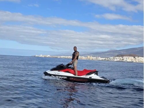 Alquiler Moto de agua Sea-Doo con o sin  título de navegación
