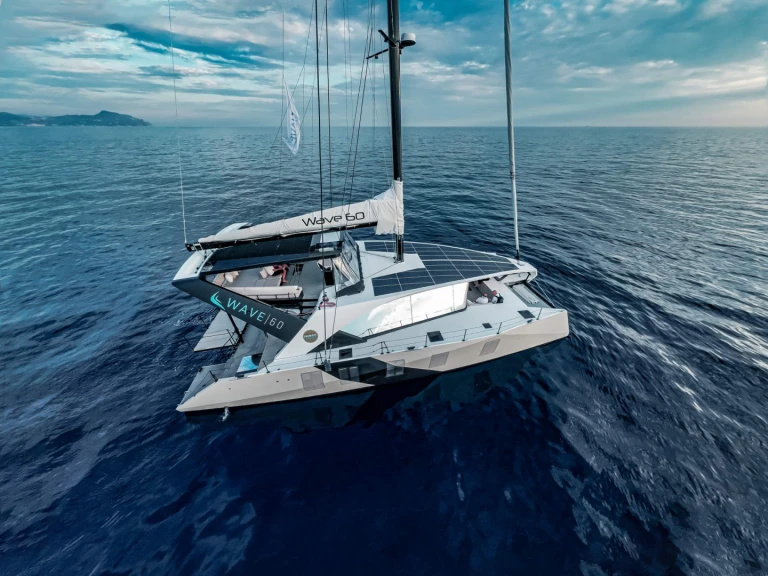 Wave Wave 60 de alquiler a Olbia