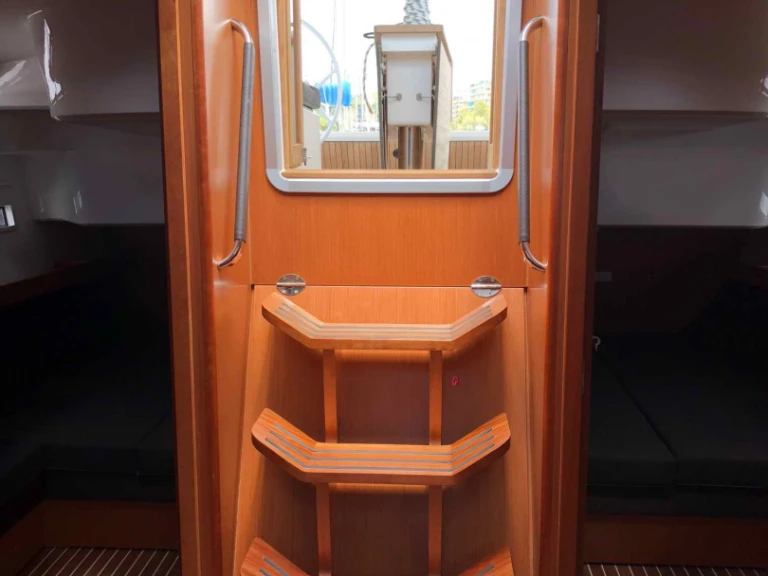 Alquiler de Velero, con o sin patrón Bavaria Lefkáda