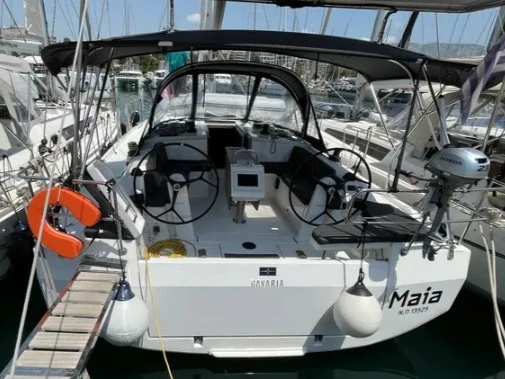 Alquiler Álimos - Bavaria Bavaria C42 (3 cab.) en SamBoat