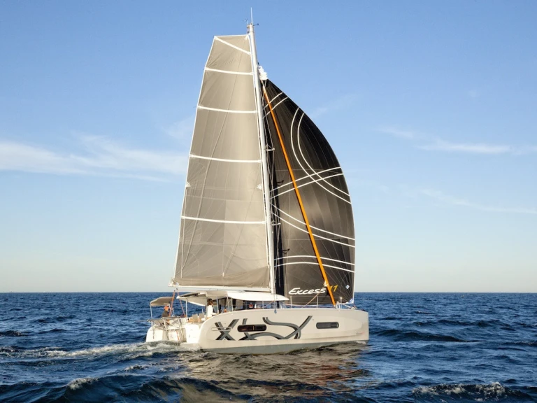 Alquiler Catamarán en Lefkáda - Excess Excess 11 (6 cab.)