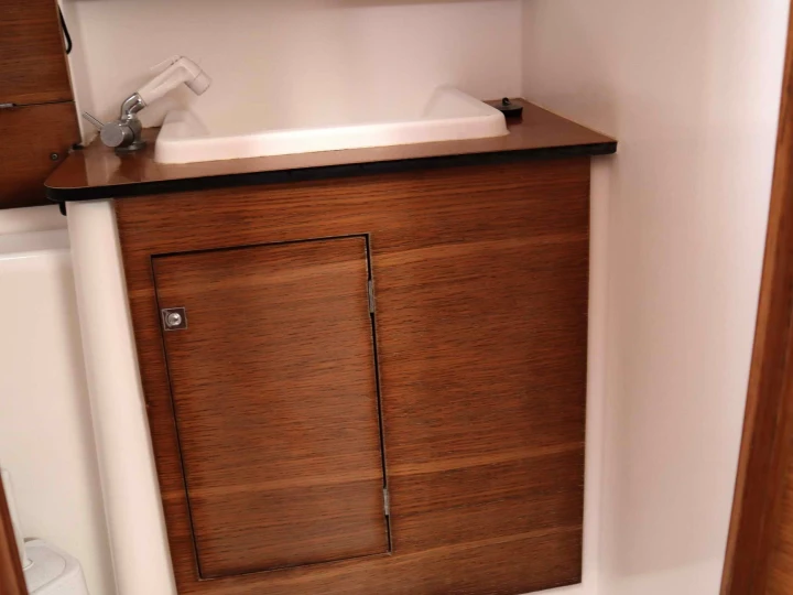 Alquiler de Dufour Dufour 382 Grand Large en Álimos