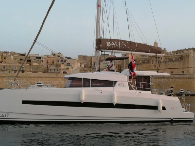 Alquiler Catamarán en Kalkara - Bali Bali 4.1