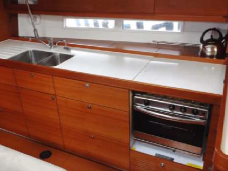 Alquiler de embarcaciones Dufour Dufour 450 GL (4 cab.) enKalkara en Samboat