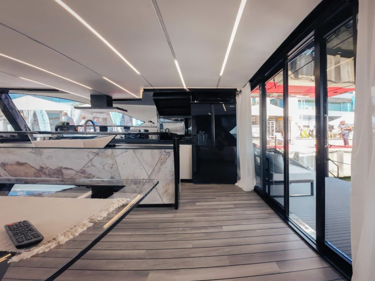 Alquiler de Catamarán, con o sin patrón Wave Olbia