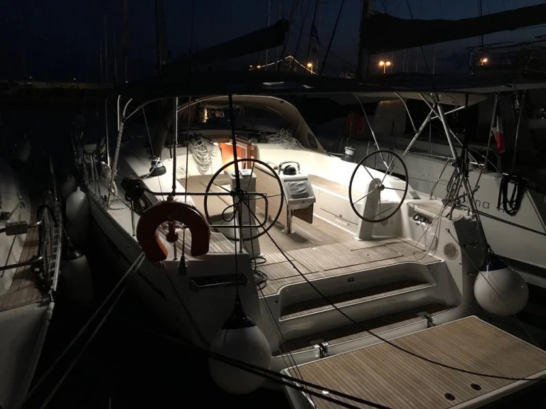 Alquiler de embarcaciones Bavaria Bavaria Cruiser 51 (5 cab.) enÁlimos en Samboat