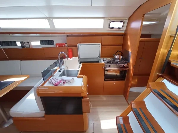 Jeanneau Sun Odyssey 439 (4 cab.) de alquiler a Lefkáda