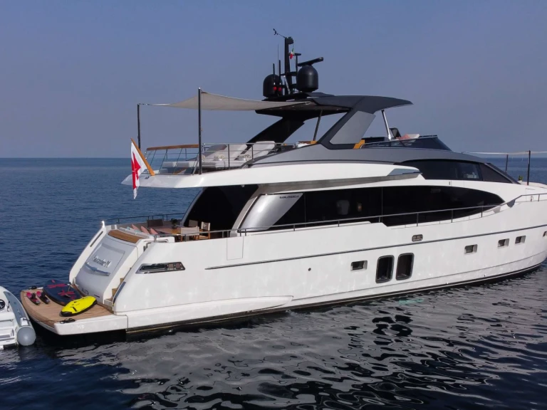 Alquiler de Yate de lujo, con o sin patrón San Lorenzo Olbia