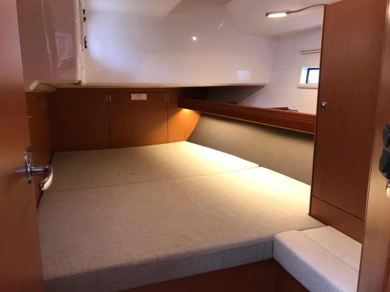 Bavaria Cruiser 46 de alquiler a Gouviá