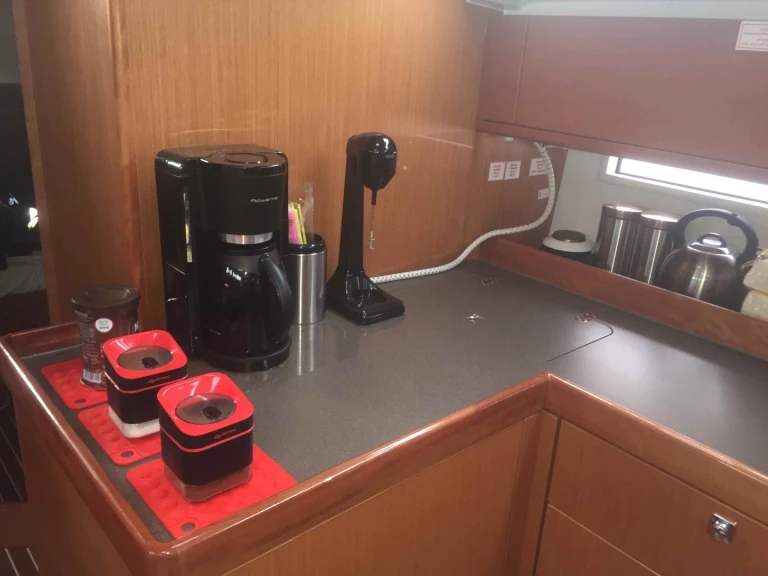 Bavaria Cruiser 46 de alquiler a Skiathos