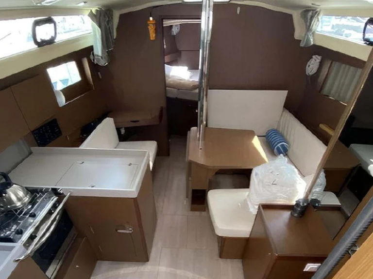 Alquiler de barcos Lefkáda barato de Oceanis 41.1 (3 cab.)