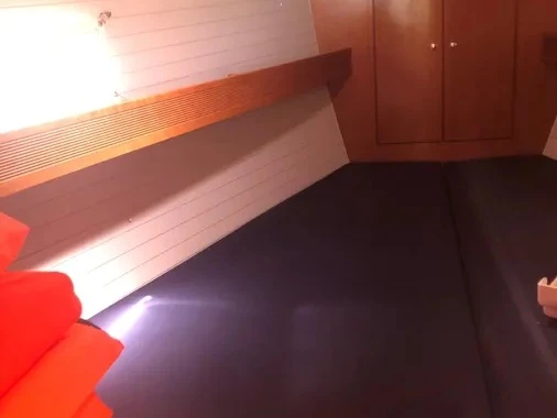 Alquiler de Velero, con o sin patrón Bavaria Néa Péramos