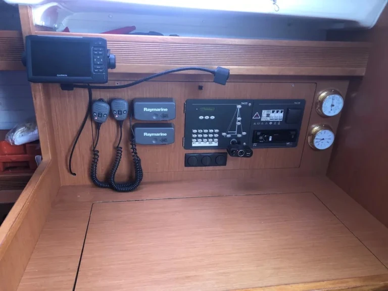 Alquiler Néa Péramos - Bavaria Bavaria 43 Cruiser (3 cab.) en SamBoat