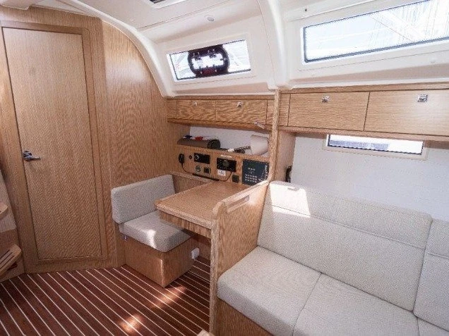 Alquiler de embarcaciones Bavaria Cruiser 37 enPula en Samboat