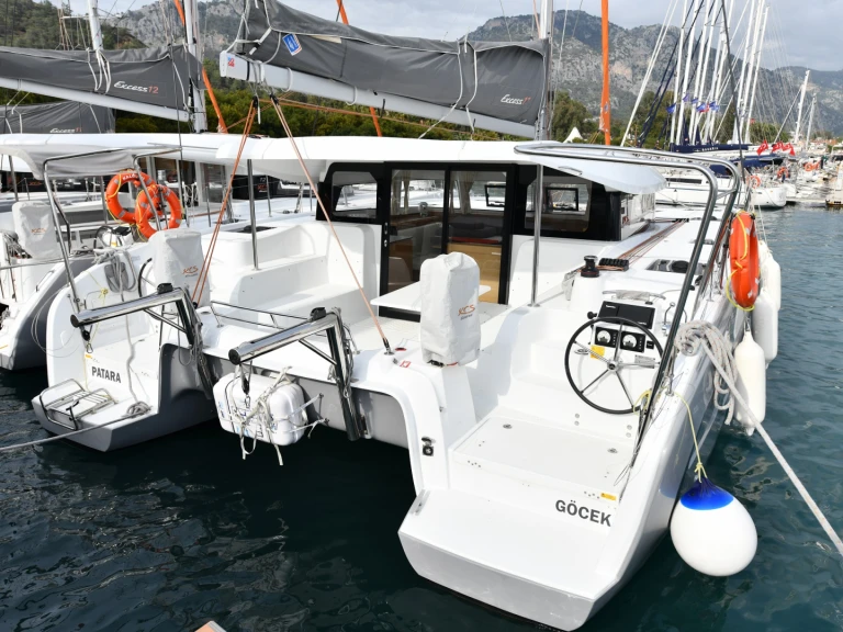 Alquiler de Catamarán, con o sin patrón Excess Göcek