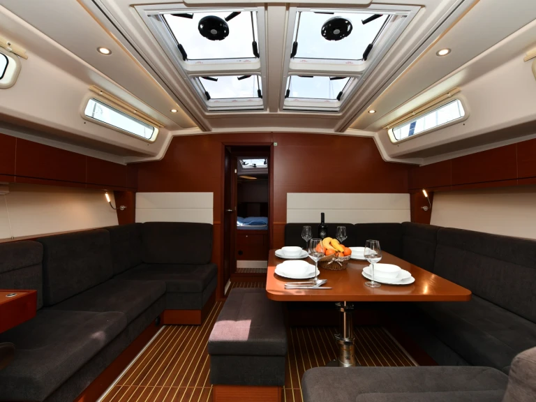 Alquiler Velero Hanse con o sin  título de navegación