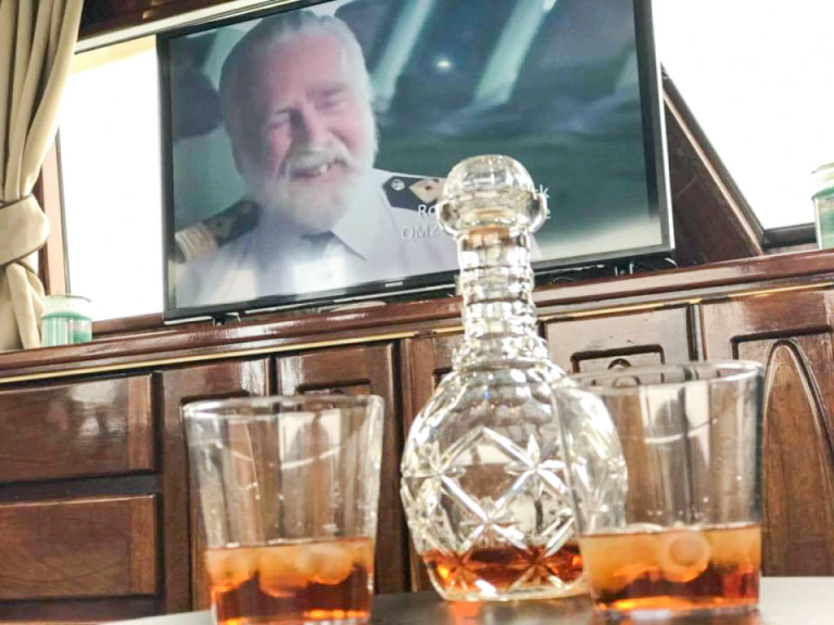 Alquiler de embarcaciones  Waverunner 55 enOlbia en Samboat