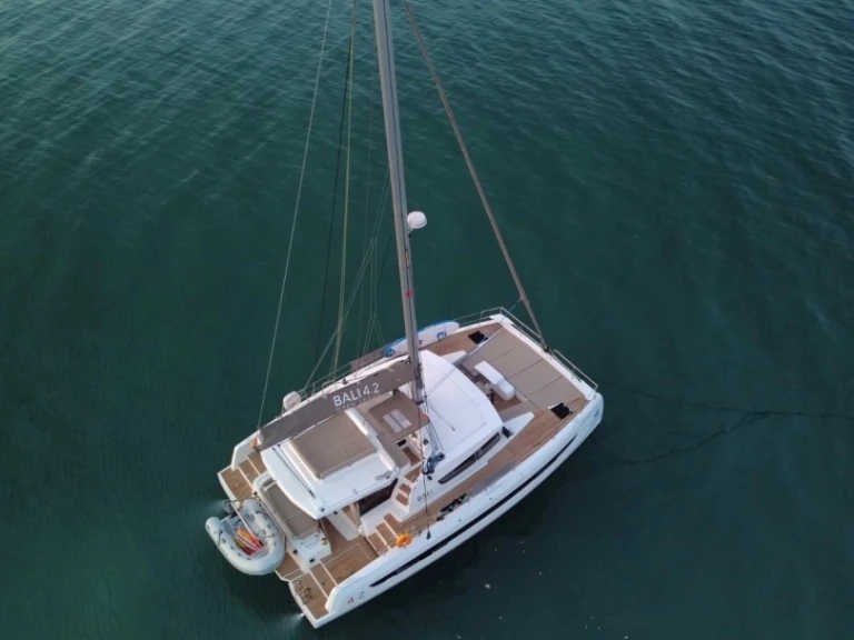 Alquiler de embarcaciones Bali Bali 4.2 enSanta Cruz de Tenerife en Samboat