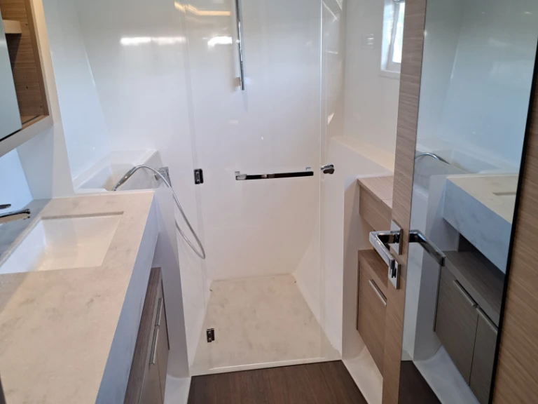 Catamarán para alquilar Dubrovnik al mejor precio