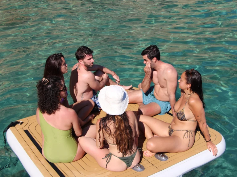 Alquiler Lancha Bayliner con o sin  título de navegación