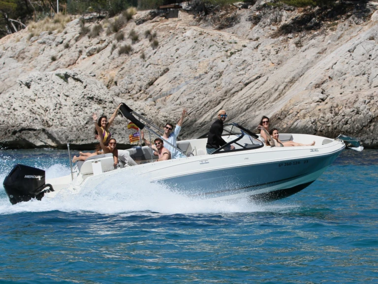 Alquiler Club Nàutic Santa Ponsa - Bayliner VR6 en SamBoat