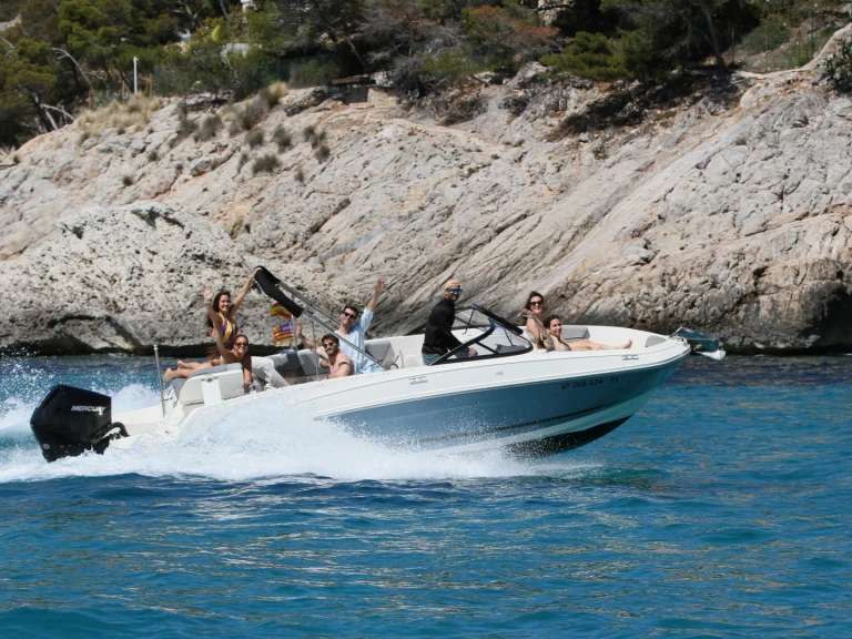 Alquiler Lancha en Santa Ponsa - Bayliner VR6