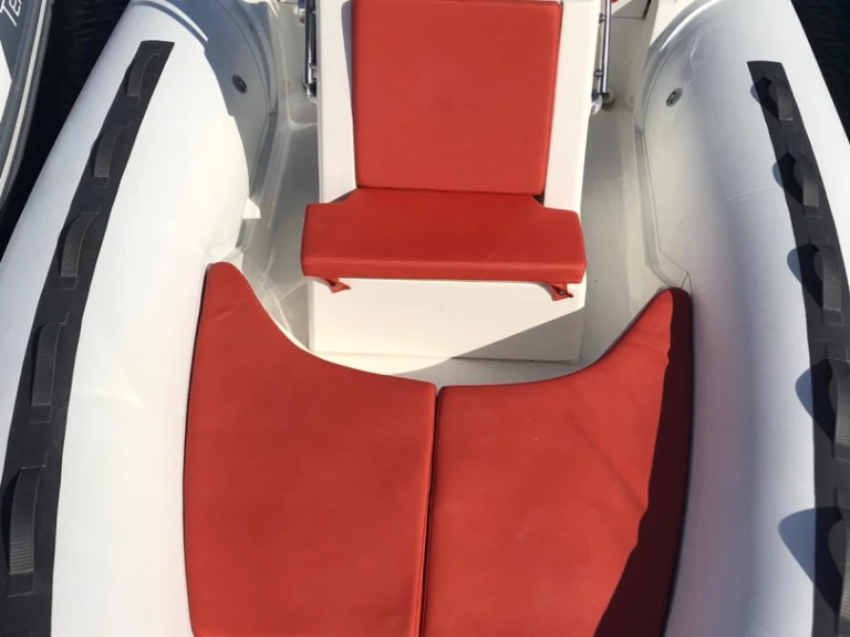 Neumática para alquilar Porto Rotondo al mejor precio