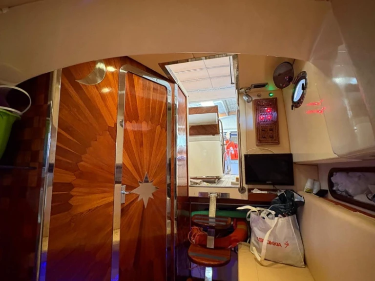 viveur 850 de alquiler a Capri