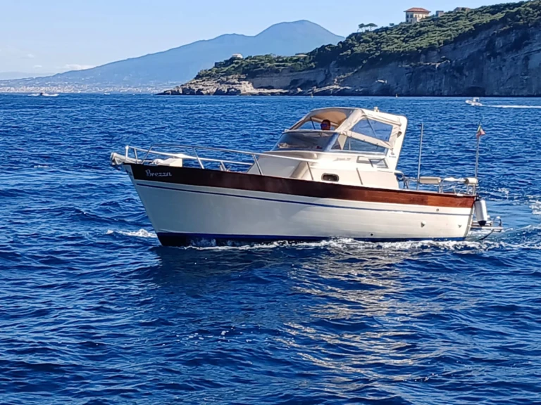 Alquiler Lancha en Sorrento - Tecnonautica Jeranto 750