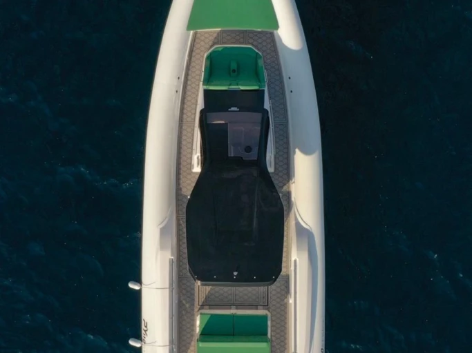 Alquiler de Panamera PY 110 GT VELOCE  en Capri