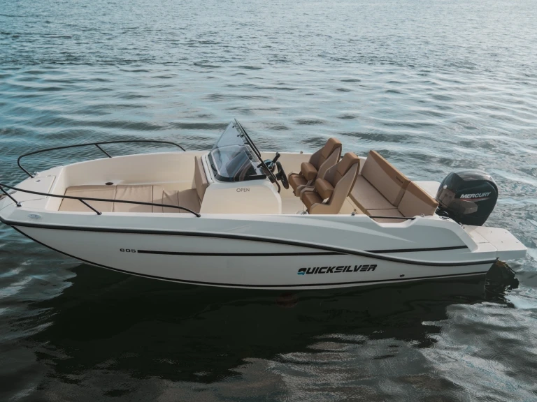 Alquiler de embarcaciones Quicksilver Activ 605 Open enCalp / Calpe en Samboat