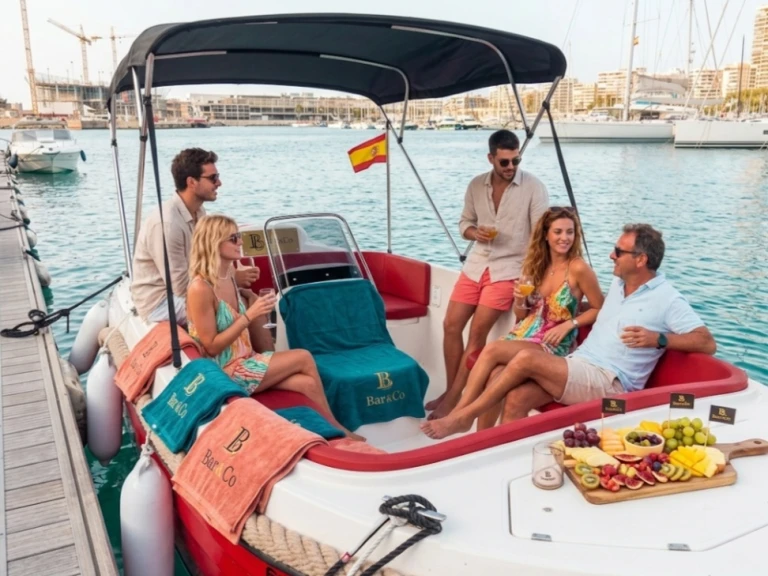 Alquiler de Lancha, con o sin patrón Mareti Alicante