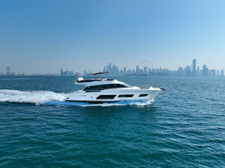 Alquiler Dubai Marina - Ferretti FERRETTI 670 en SamBoat