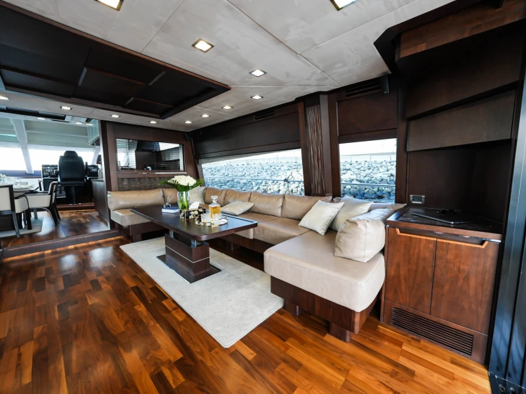 Galeon Galeon 780 de alquiler a Dubai Marina