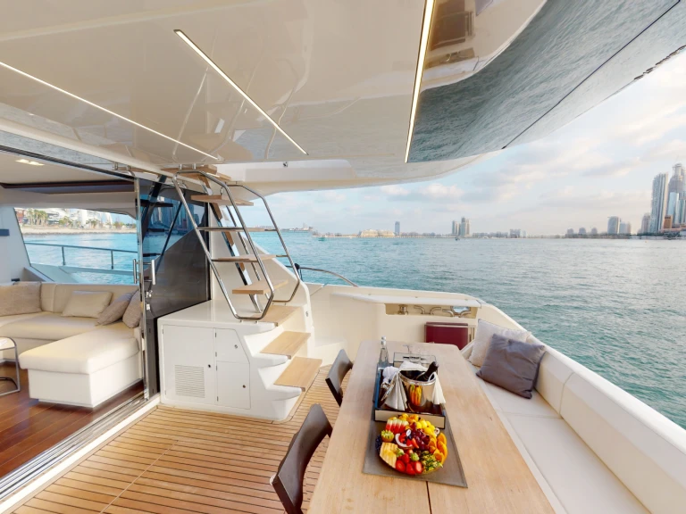 Alquiler de Ferretti FERRETTI 670 en Dubai Marina
