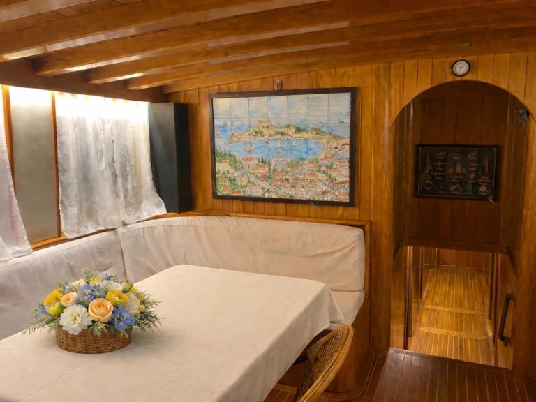  Gulet de alquiler a Carloforte