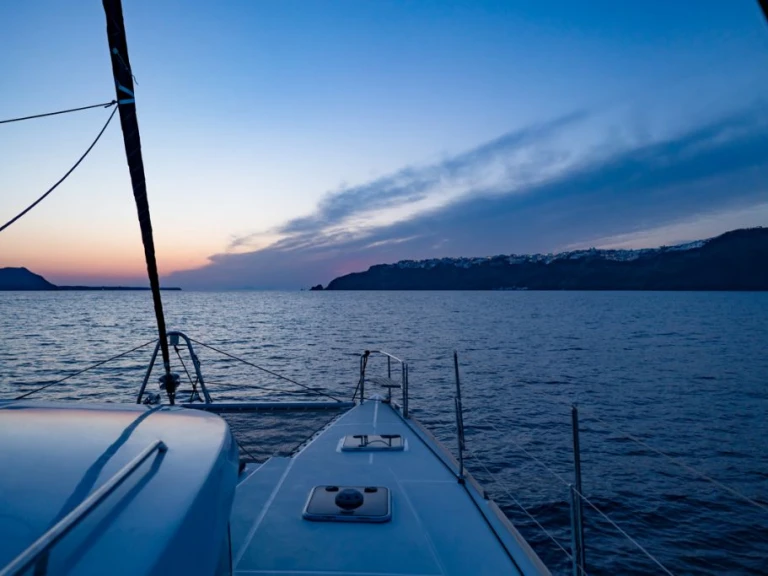 Catamarán para alquilar Vlychada al mejor precio