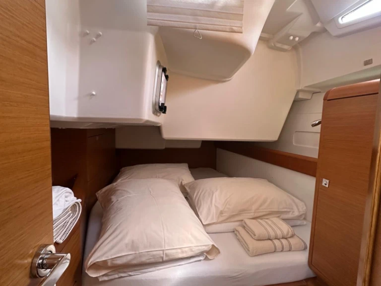 Alquiler de Jeanneau Sun Odyssey 519 en Seget Donji