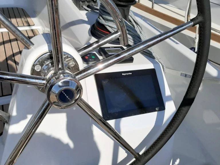 Alquiler de Jeanneau Sun Odyssey 410 en Bormes-les-Mimosas