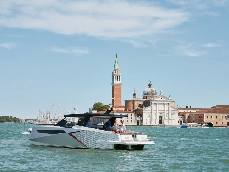 Alquiler de barcos Casale sul Sile barato de Dracan 42