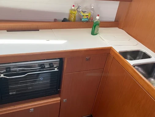 Alquiler de embarcaciones Bavaria Bavaria Cruiser 51 (5 cab.) enCos en Samboat