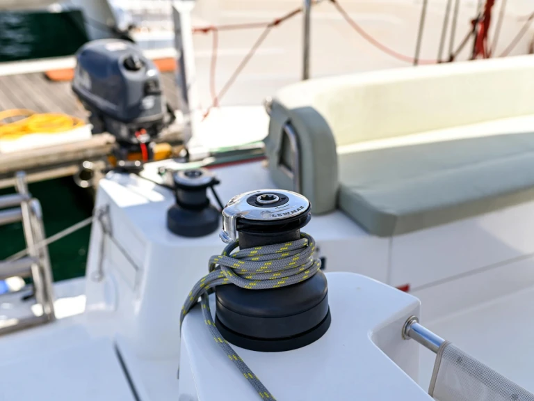 Alquiler de barcos Tivat barato de Bali Catsmart (6 cab.)