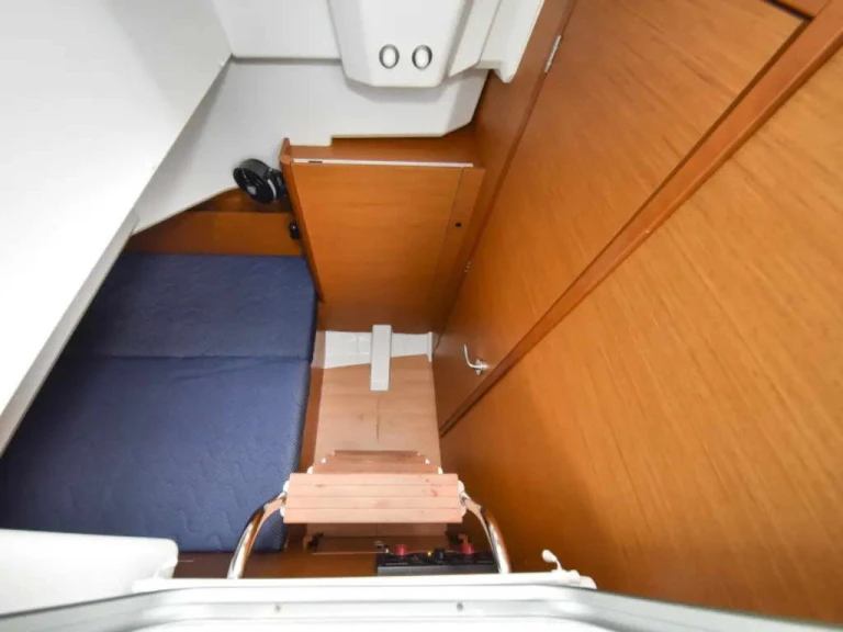 Jeanneau Sun Loft 47 (7 cab.) de alquiler a Bormes-les-Mimosas