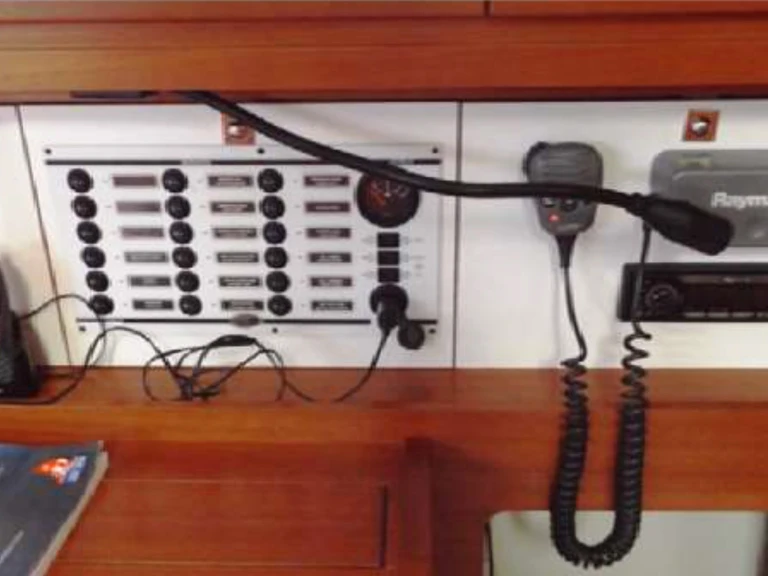 Alquiler de embarcaciones Dufour Dufour 450 GL (4 cab.) enKalkara en Samboat