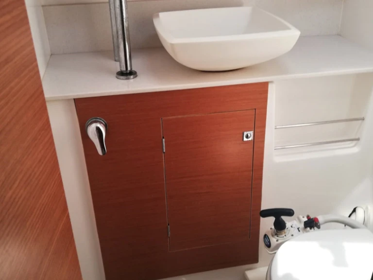 Alquiler de Velero, con o sin patrón Dufour Kalkara